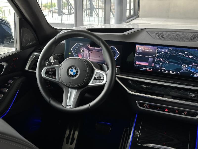 BMW X7 SUV 3,0 l 259 kw