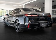 BMW Řada 7 Sedan / Limuzína 3,0 l 220 kw