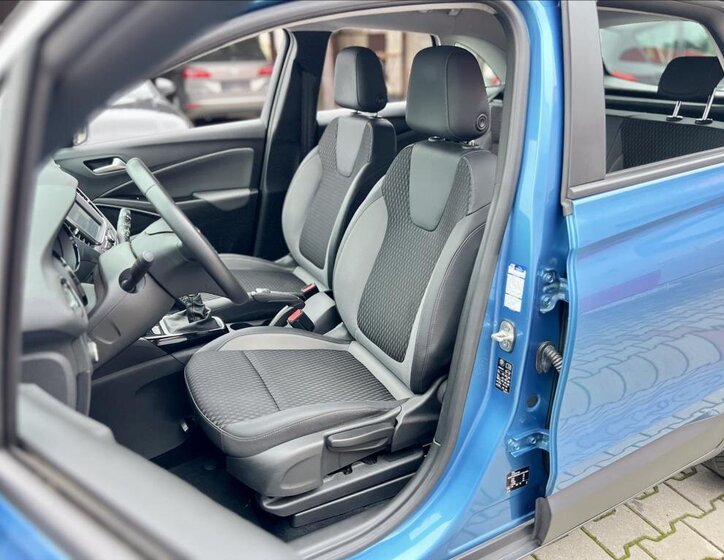 Opel Crossland X SUV 1,5 l 75 kw