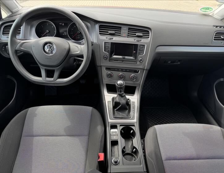 Volkswagen Golf 13