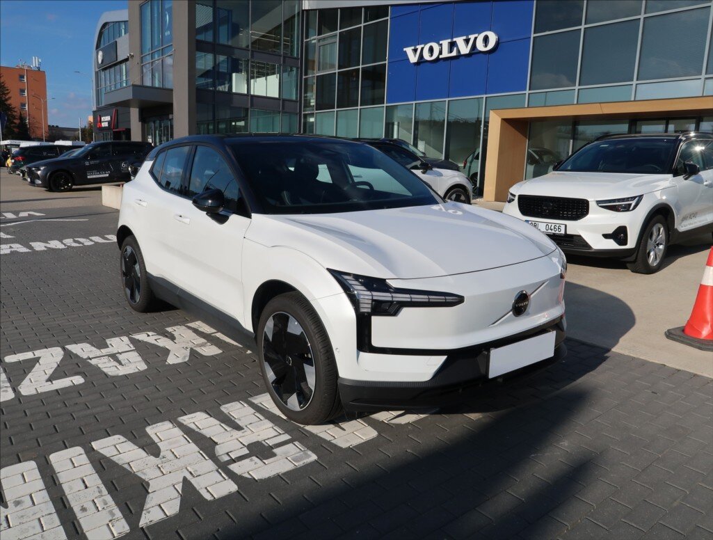 Volvo EX30 SUV 0,0 200 kw