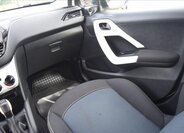 Peugeot 208 30