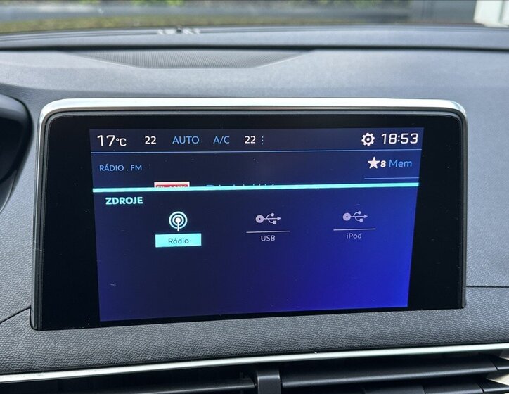 Peugeot 3008 SUV / Terénní 1,2 l 96 kw