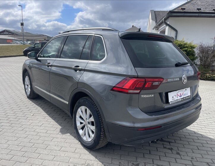 Volkswagen Tiguan SUV / Terénní 2,0 l 110 kw
