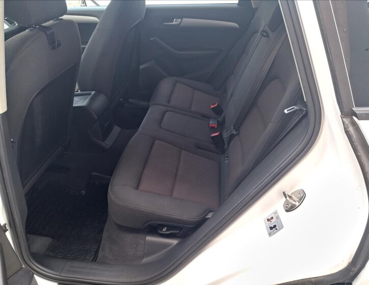 Audi Q5 Kombi 2,0 l 105 kw