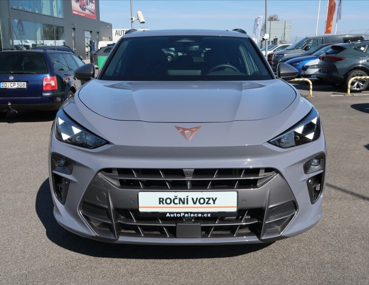 Cupra Terramar SUV / Terénní 2,0 l 195 kw