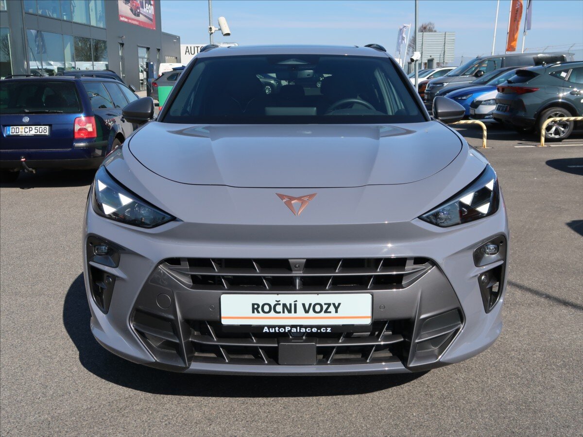 Cupra Terramar SUV / Terénní 2,0 l 195 kw