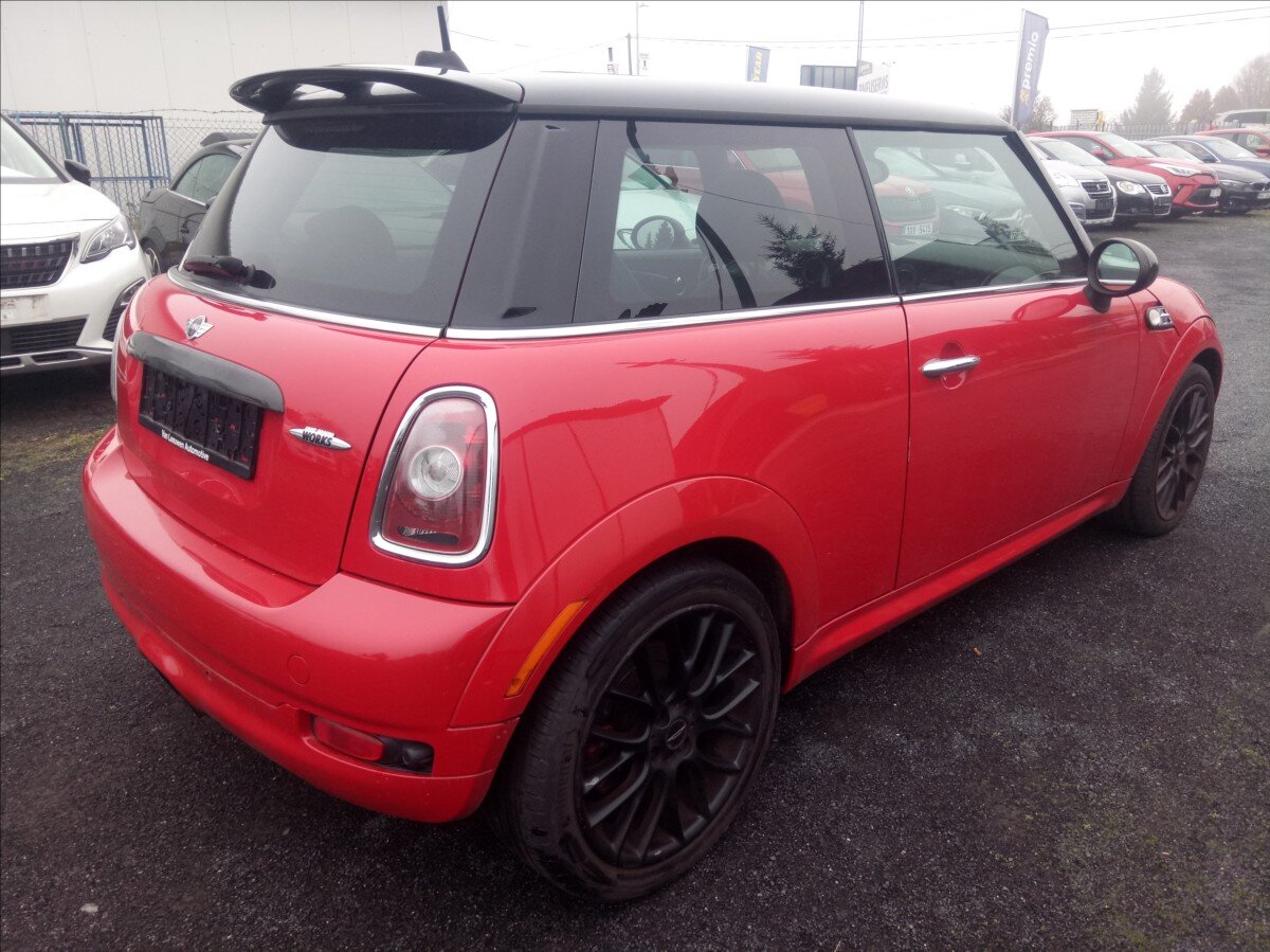 Mini Cooper S Hatchback 1,6 l 155 kw
