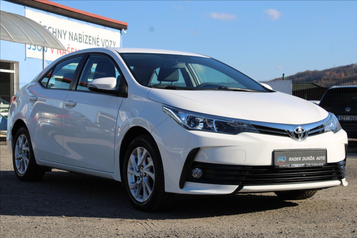 Toyota Corolla Sedan 1,6 l 97 kw