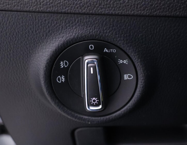 Škoda Superb Liftback 2,0 l 140 kw