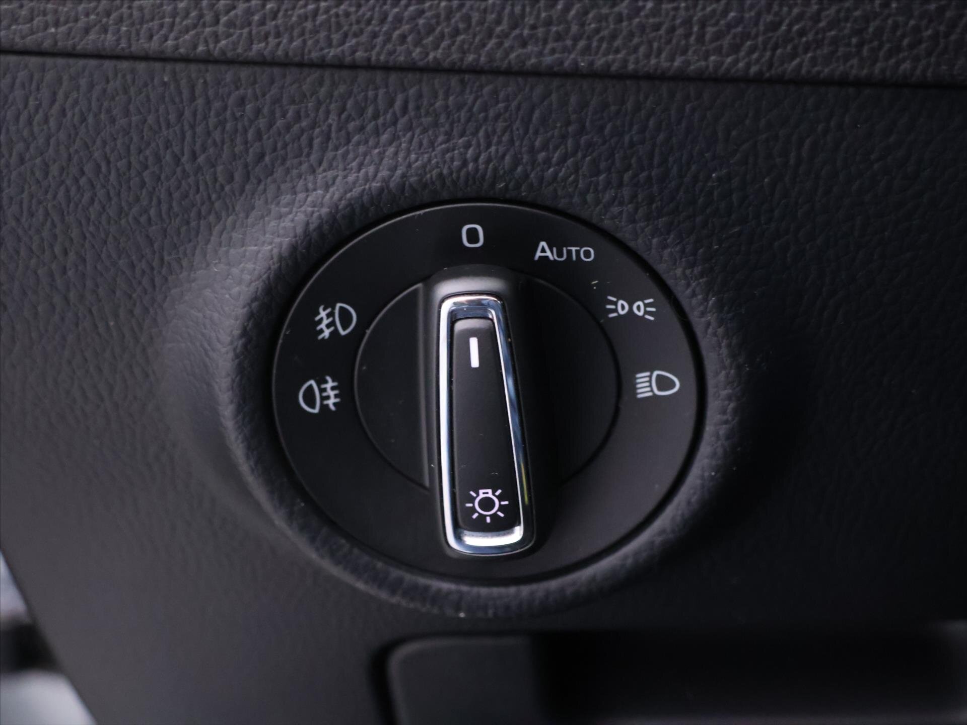 Škoda Superb Liftback 2,0 l 140 kw