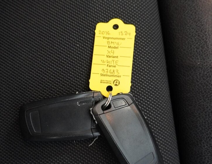 BMW X4 SUV / Terénní 3,0 l 230 kw