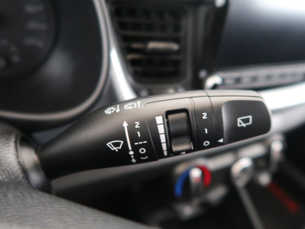 KIA Stonic Kombi 1,2 l 61 kw