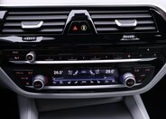 BMW M5 Sedan 4,4 l 441 kw