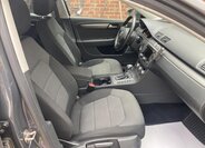 Volkswagen Passat Kombi 2,0 l 103 kw