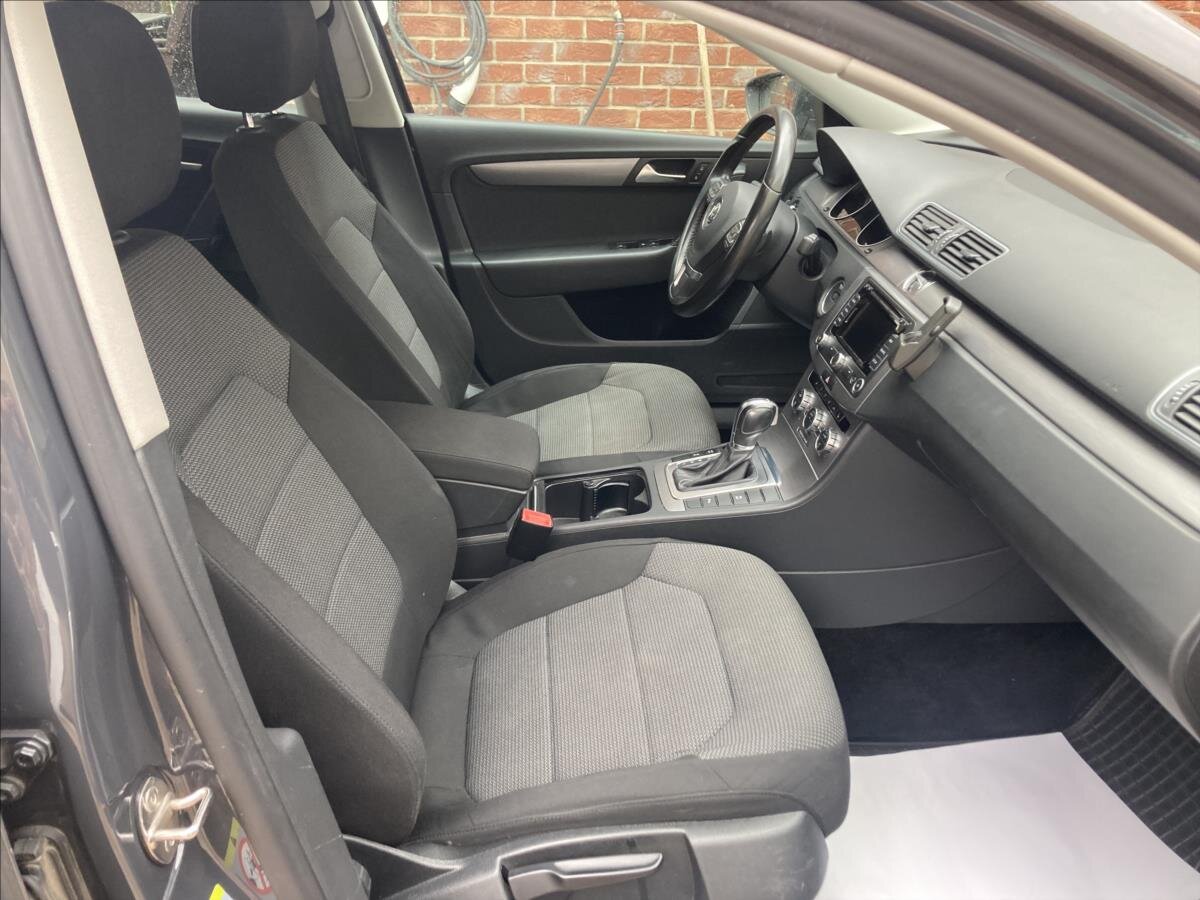 Volkswagen Passat Kombi 2,0 l 103 kw