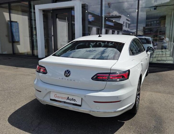 Volkswagen Arteon Liftback 2,0 l 110 kw