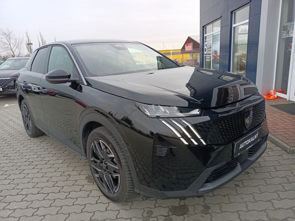 Peugeot 3008 SUV / Terénní 1,2 l 100 kw