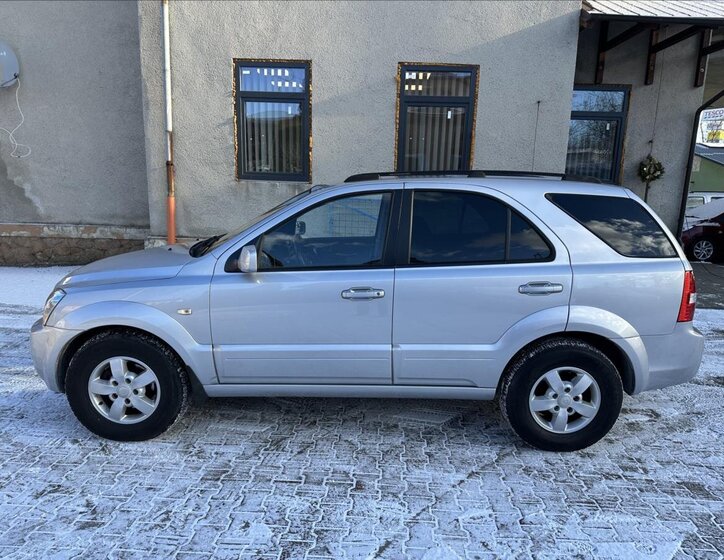 KIA Sorento SUV 2,5 l 125 kw