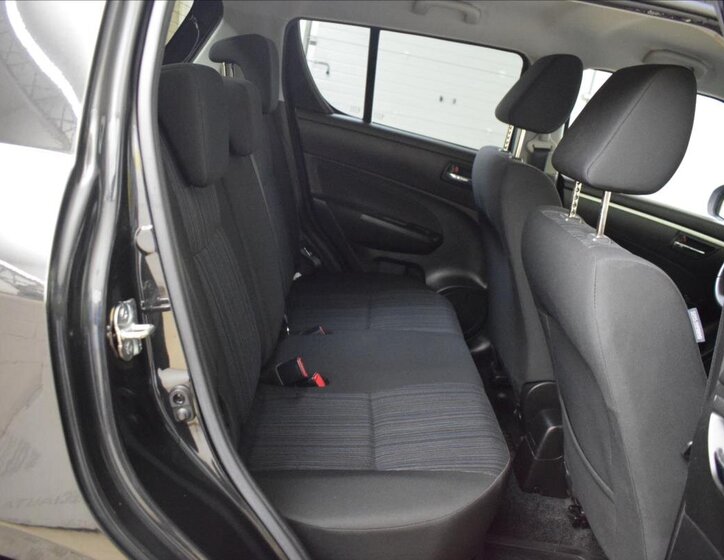 Suzuki Swift Hatchback 1,2 l 69 kw