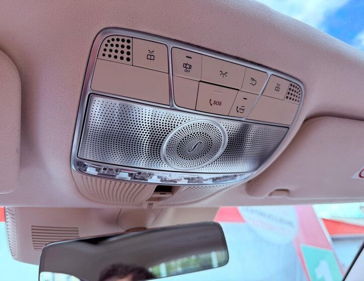 Mercedes-Benz Třídy S Kupé 4,0 l 450 kw