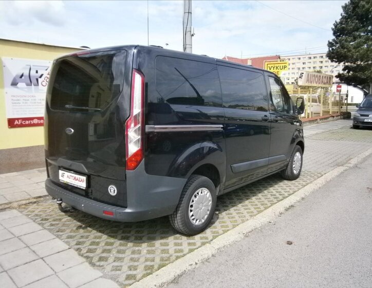 Ford Transit Custom Kombi 2,2 l 114 kw