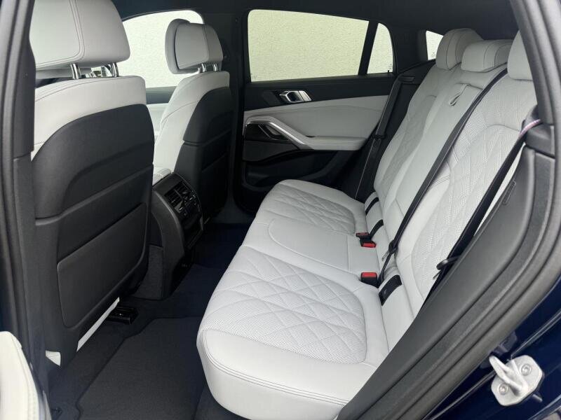 BMW X6 SUV 3,0 l 210 kw