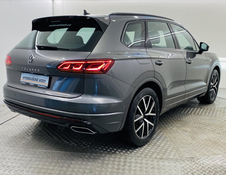 Volkswagen Touareg Kombi 3,0 l 210 kw