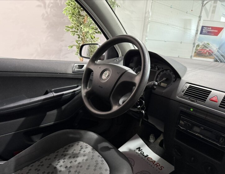 Škoda Fabia Hatchback 1,2 l 40 kw