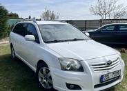 Toyota Avensis 2