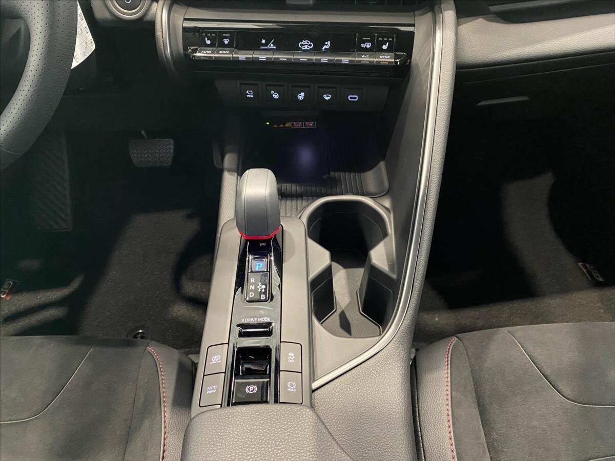 Toyota C-HR SUV 2,0 l 165 kw