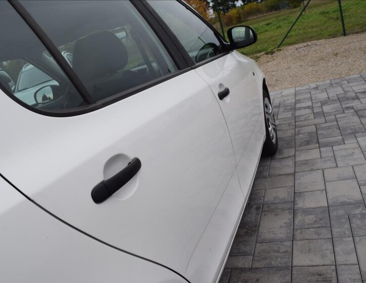 Škoda Fabia Hatchback 1,2 l 44 kw