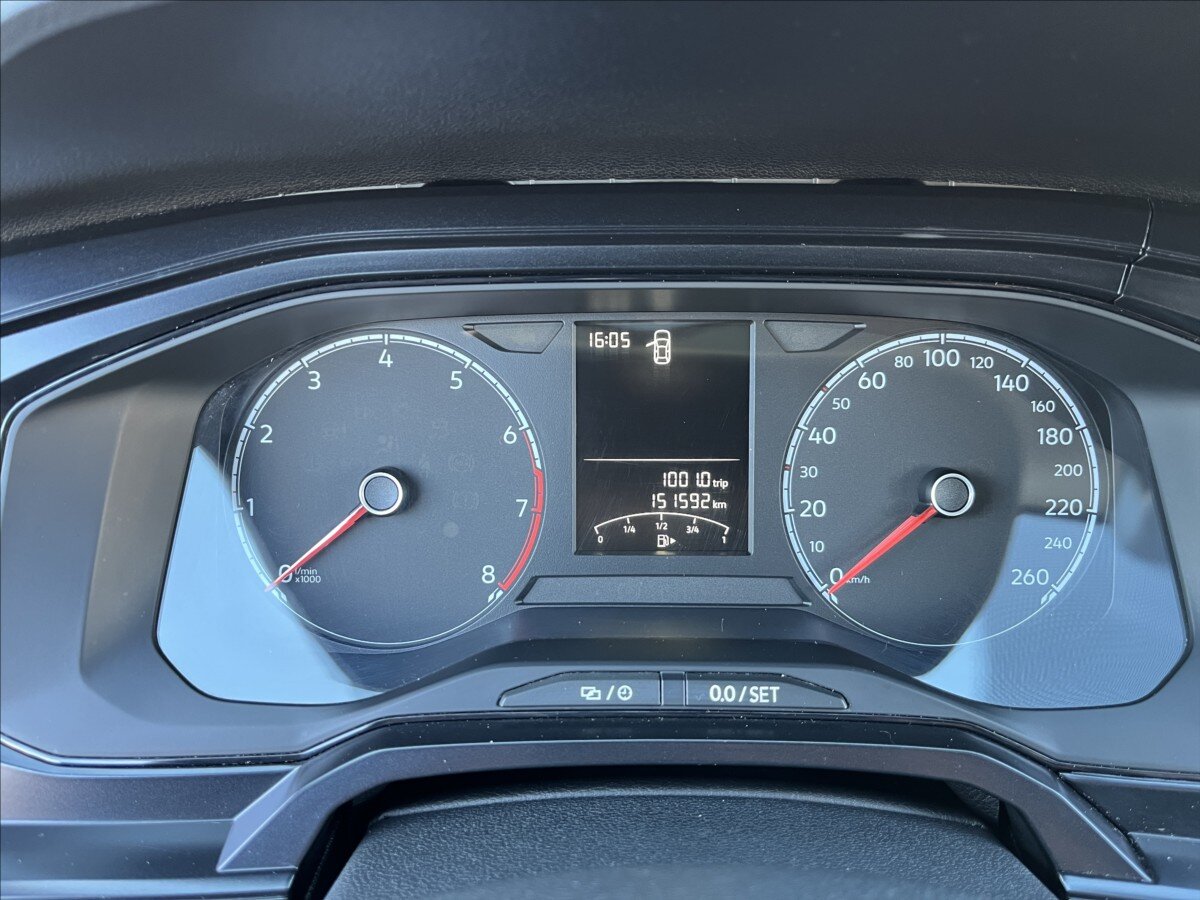 Volkswagen Polo Hatchback 999,0 48 kw