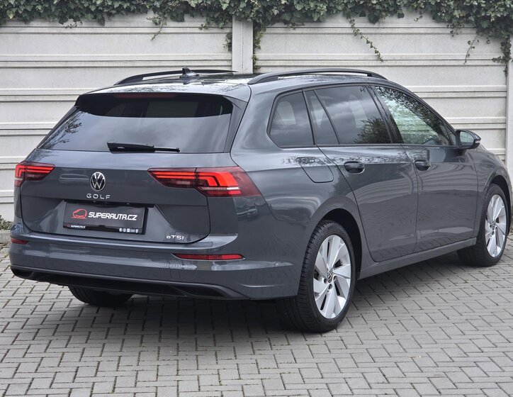 Volkswagen Golf Kombi 1,5 l 110 kw