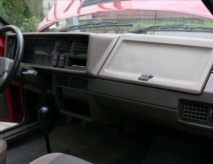 Škoda Favorit Hatchback 1,3 l 46 kw