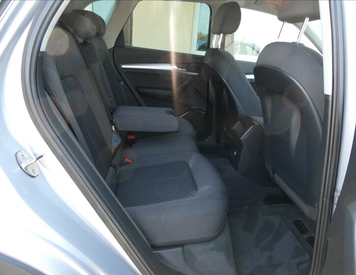 Audi Q5 SUV / Terénní 2,0 l 120 kw