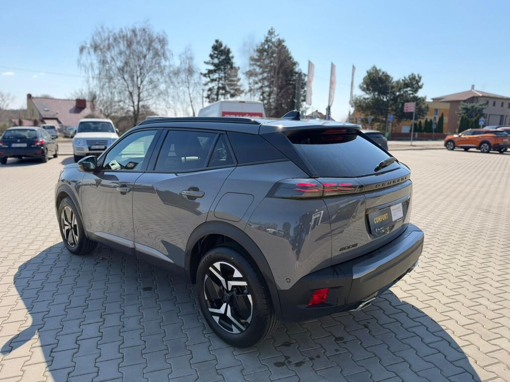 Peugeot 2008 SUV / Terénní 1,2 l 96 kw