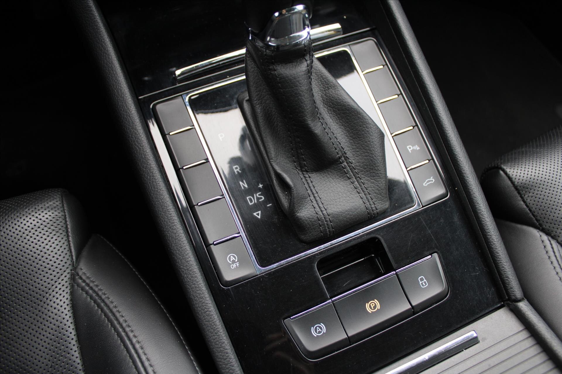 Škoda Superb Liftback 2,0 l 110 kw