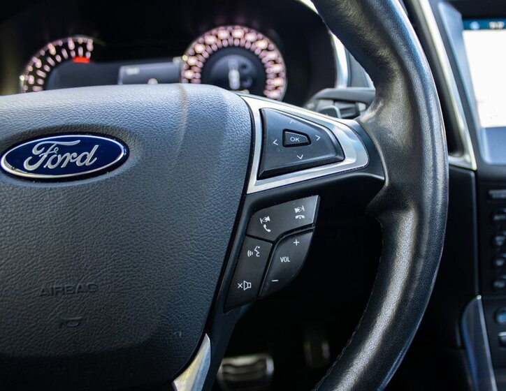 Ford Edge SUV / Terénní 2,0 l 154 kw