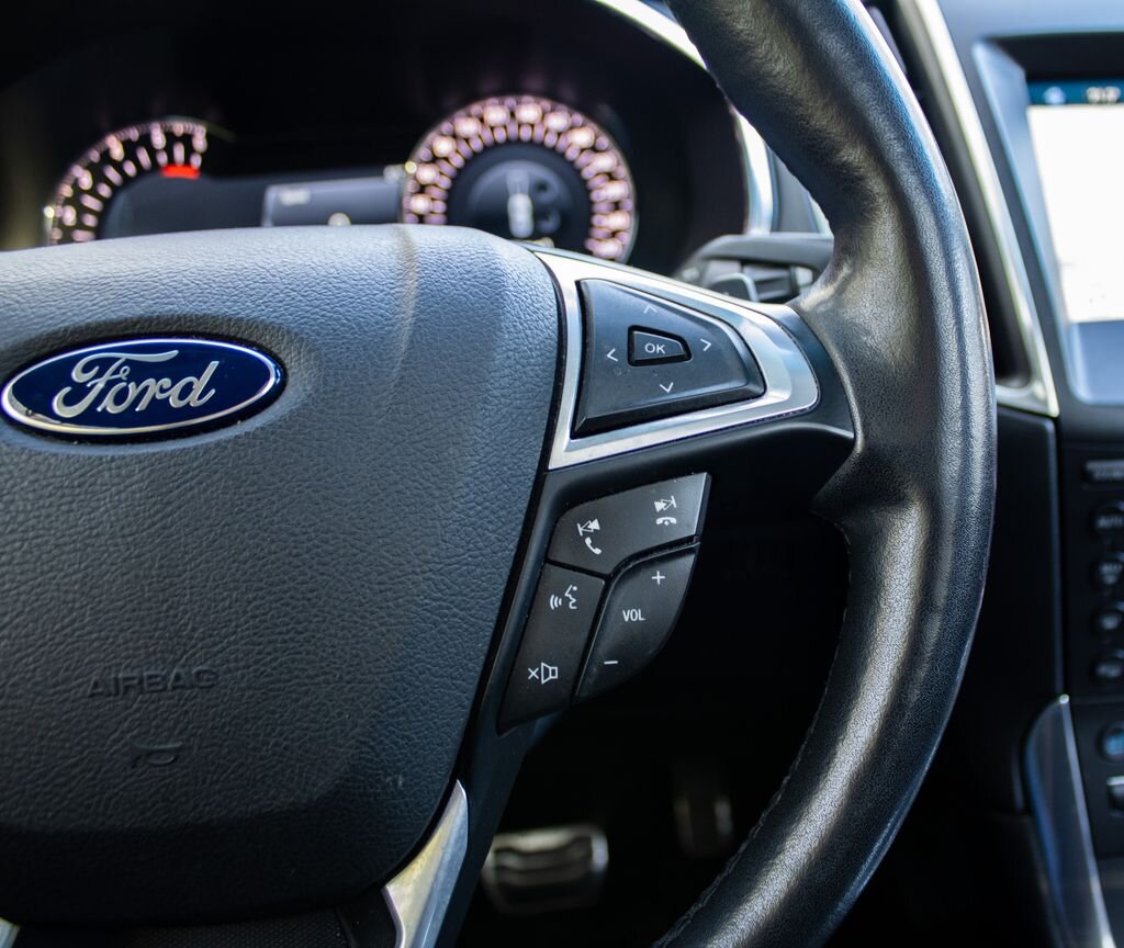 Ford Edge SUV / Terénní 2,0 l 154 kw