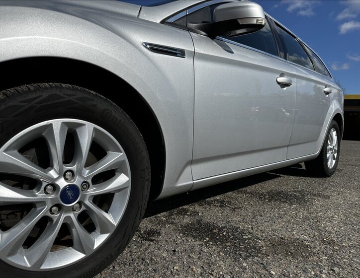 Ford Mondeo Kombi 2,0 l 103 kw