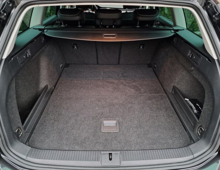 Volkswagen Passat 16