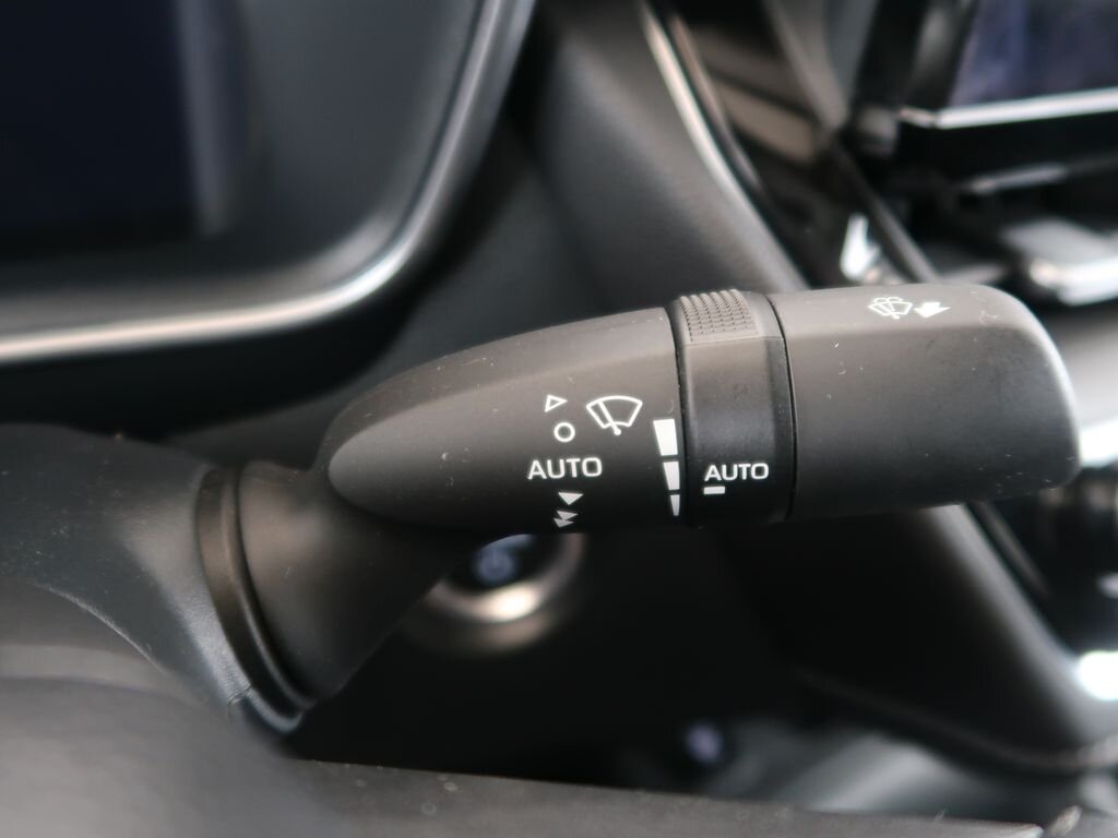 Toyota Corolla Sedan / Limuzína 1,8 l 72 kw