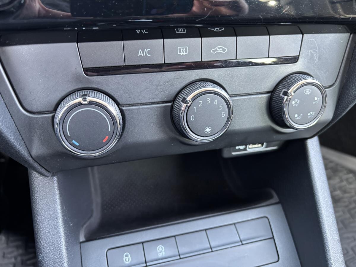 Škoda Octavia Kombi 1,5 l 96 kw