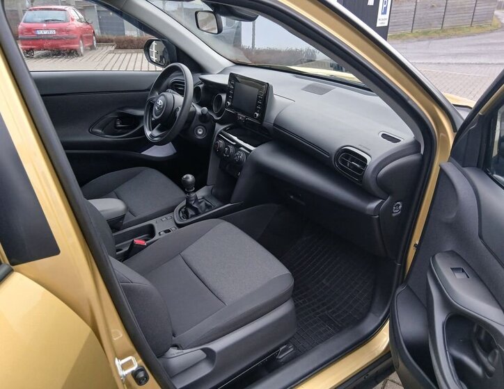 Toyota Yaris Cross 14