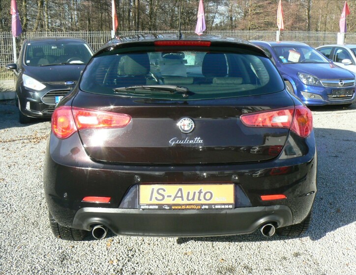Alfa Romeo Giulietta 6