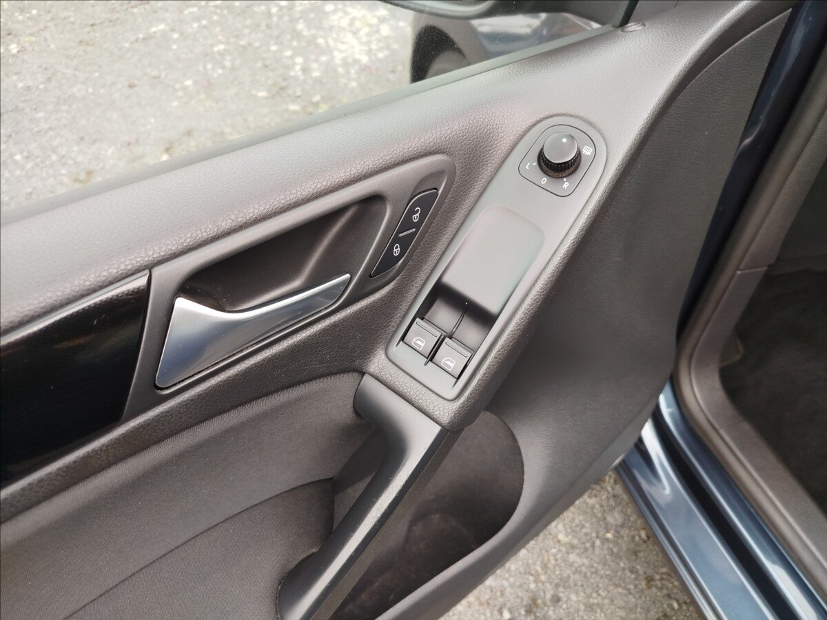 Volkswagen Golf Hatchback 2,0 l 81 kw