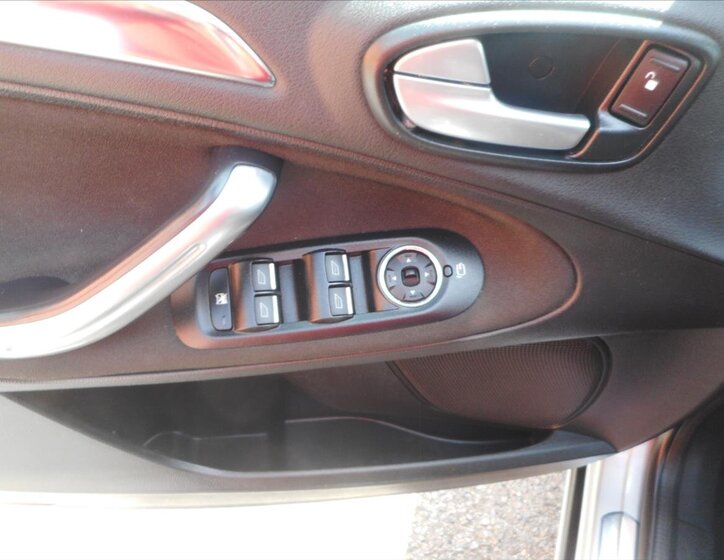 Ford S-MAX Kombi 2,2 l 129 kw