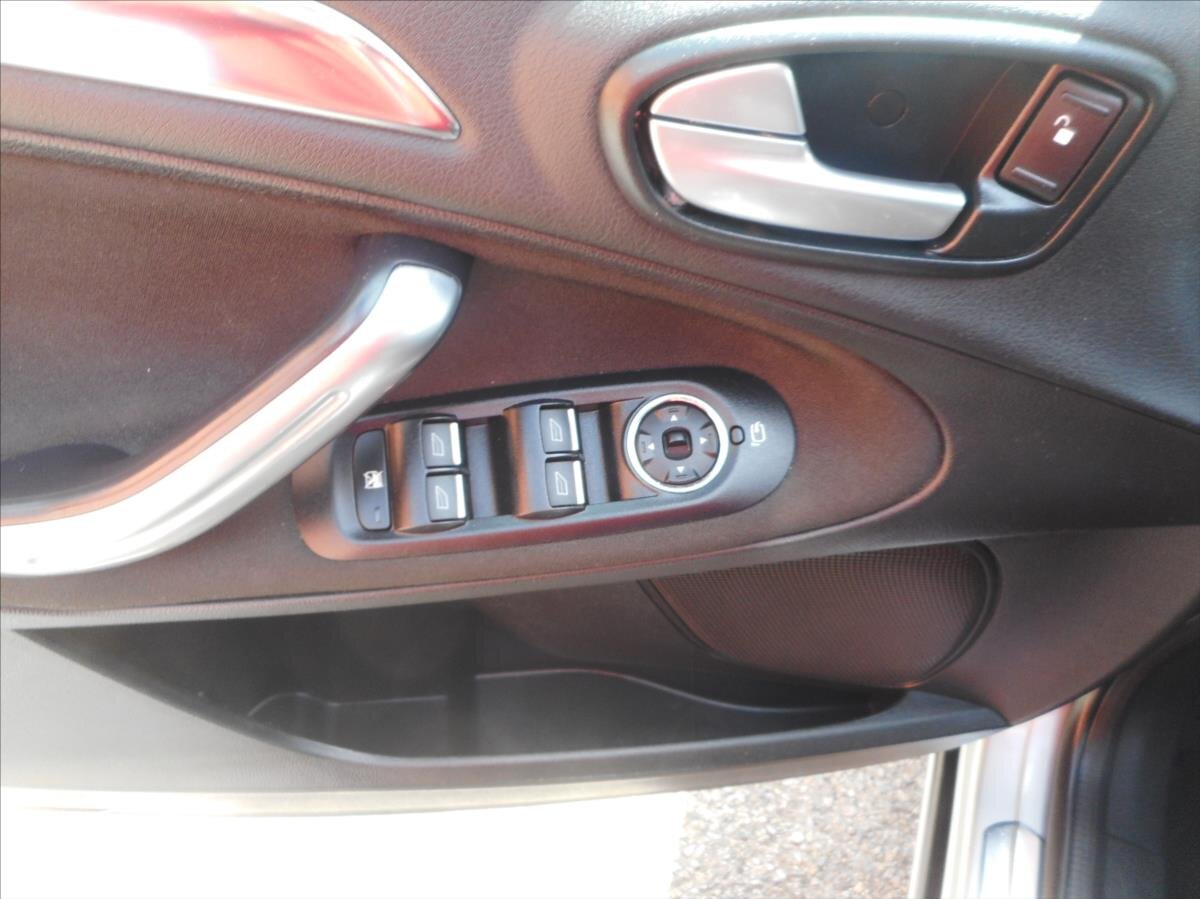 Ford S-MAX Kombi 2,2 l 129 kw