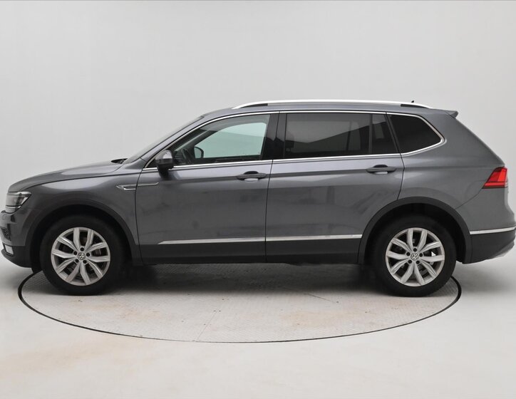 Volkswagen Tiguan Allspace 8